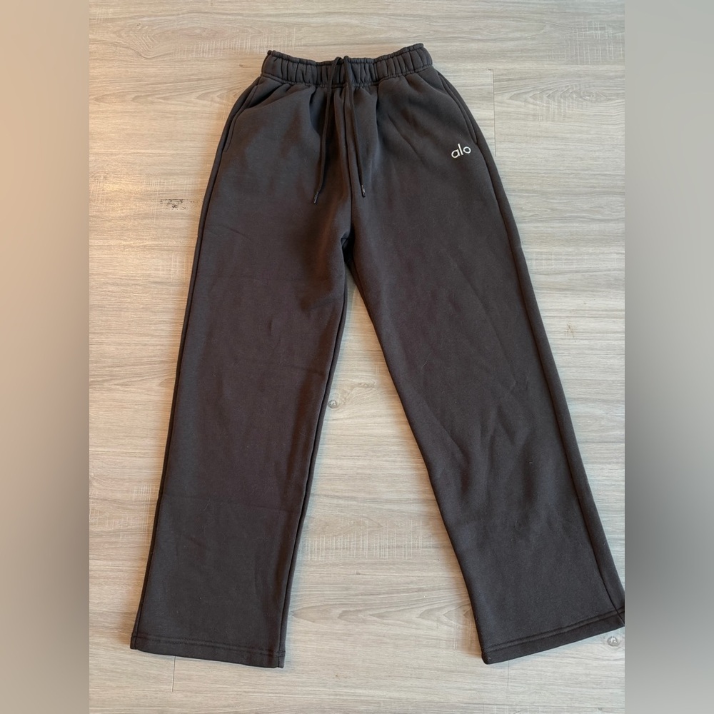 Alo Accolade Espresso Straight leg Sweatpants